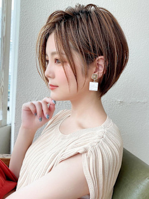 骨格に合わせてコンパクトショート