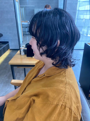 小顔ネビージュ