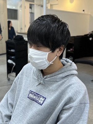 20代30代40代流行ツーブロックスーツ黒髪メンズ韓国マッシ