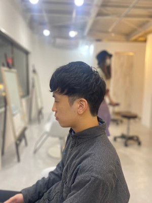 20代30代40代◎スーツ短髪流行ツーブロックヘア