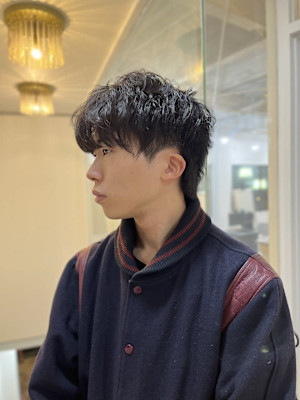 20代30代40代流行ツーブロック短髪メンズベリーショート
