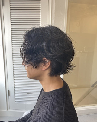 20代30代40代黒髪メンズブルーブラック韓国マッシュパーマ