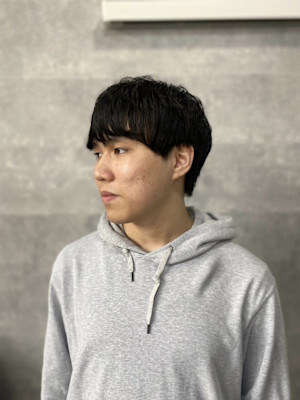 20代30代40代◎スーツ短髪流行ツーブロックヘア