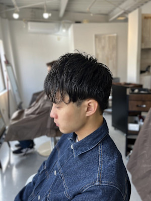20代30代40代似合わせカット黒髪ニュアンスパーマ