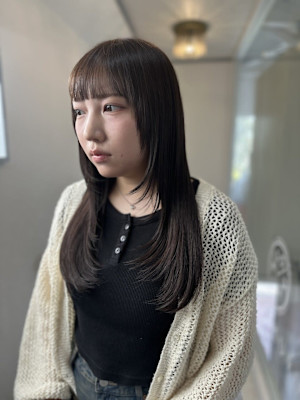 20代30代40代◎丸型レイヤー黒髪ロングワイドバングシャギ