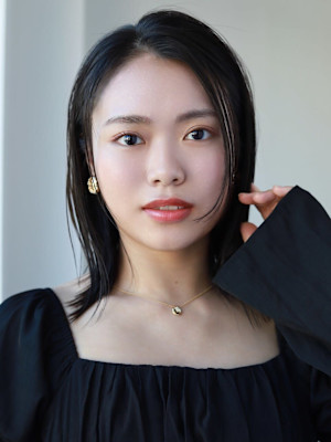 大人可愛い20代30代40代◎黒髪くびれヘアセンターパート