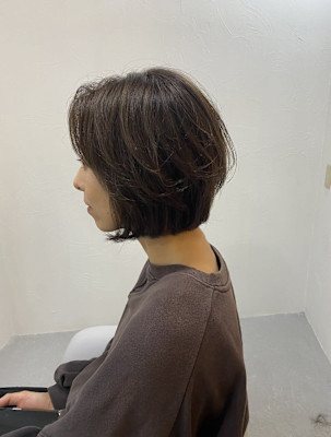 20代30代40代◎小顔に見えせる似合わせカットオリーブグレ