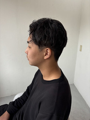 20代30代40代◎クセを活かしたスッキリメンズショートヘア