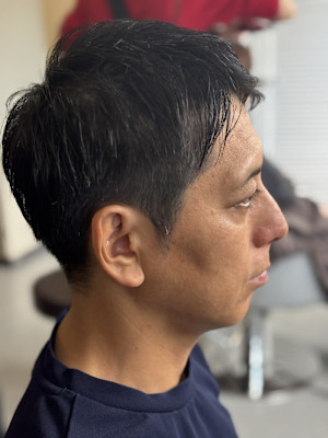 センターパートセンター分けフェード