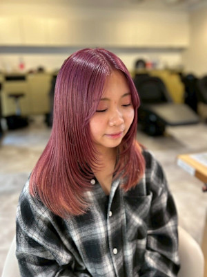 セミロングレイヤーカット