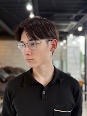20代30代40代◎似合わせカットブルーブラックフェザーパー