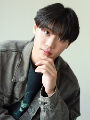 20代30代40代◎似合わせカット毛流れ黒髪メンズシースルー