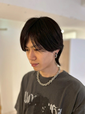 20代30代40代◎似合わせカットブルーブラックフェザーパー