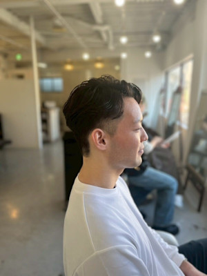 20代30代40代◎大人の刈り上げセンターパートショート