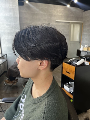 フェザーパーマセンターパートツーブロックセンター分け