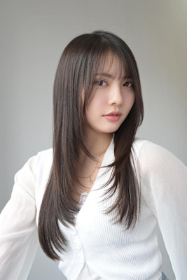艶髪セミロングレイヤースタイル/高田馬場/新宿/代々木/目白