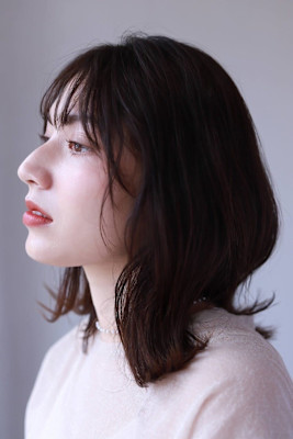 大人可愛い20代30代40代前髪パーマグレーベージュアッシュ