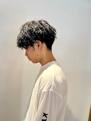 MEN'S HAIR束感ショートマッシュパーマアッシュブラッ