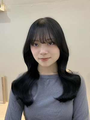黒髪ワンホンロング