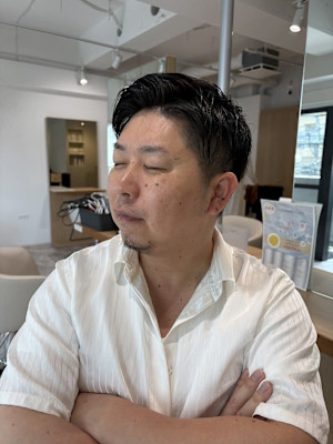 20代30代40代◎似合わせカットツーブロブルーブラック