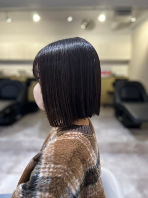 20代30代40代美髪ツヤサラボブストレートダークアッシュ