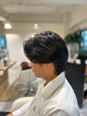 20代30代40代センターパートフェザーパーマニュアンスパー