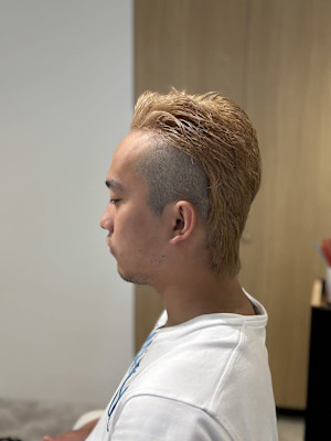 20代30代40代◎似合わせカットハイトーンウルフ