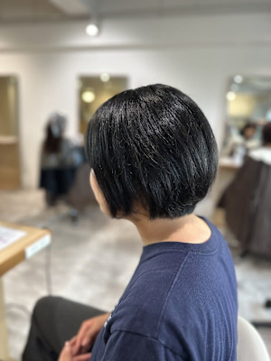 レディース20代30代40代◎似合わせカットイメチェン黒髪ス