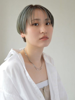 ミントグリーン似合わせショートスタイル