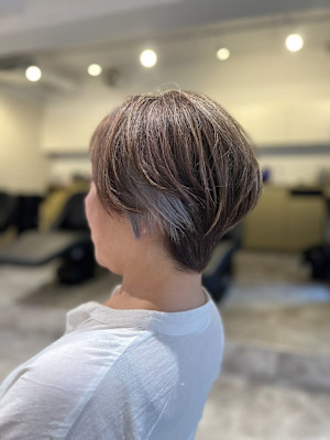 20代30代40代◎似合わせカット小顔インナーカラーオリーブ