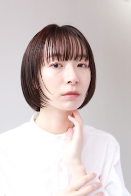 20代30代40代◎ 魅力倍増カールセミディダークグレージュ