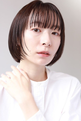 20代30代40代◎ 魅力倍増カールセミディダークグレージュ