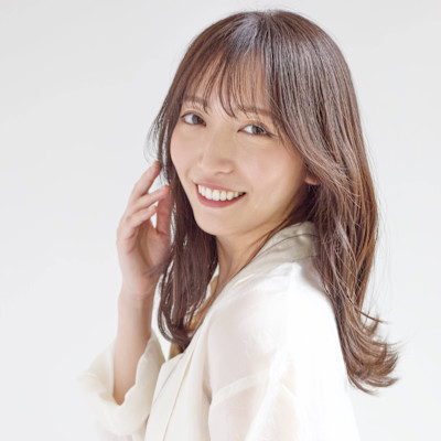 大人女性の艶髪ナチュラルロング