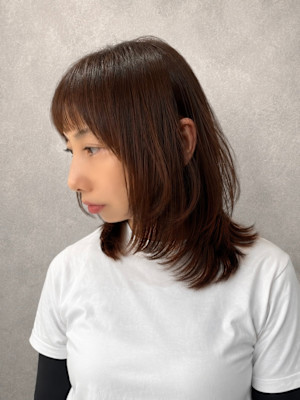 伸ばしかけもオシャレにまとまる☆ナチュラルミディ