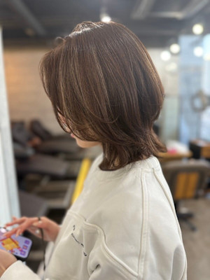 20代30代40代◎ミディアムホワイトグレージュミニウルフ