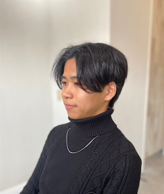 20代30代40代ブルーブラックフェザーパーマセンターパート