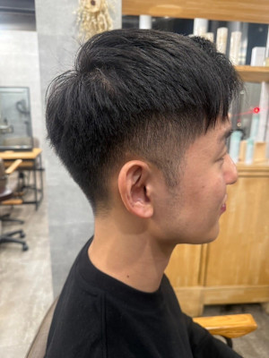 20代30代40代◎ブルーブラック似合わせカットMEN’SH