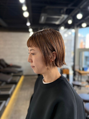 20代30代40代ナチュラルチェリーブラウンボブ切りっぱなし