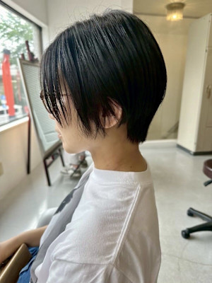 20代30代40代◎似合わせカット暗めカラーショート