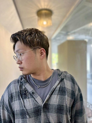 20代30代40代◎似合わせブルーブラック刈り上げセンターパ