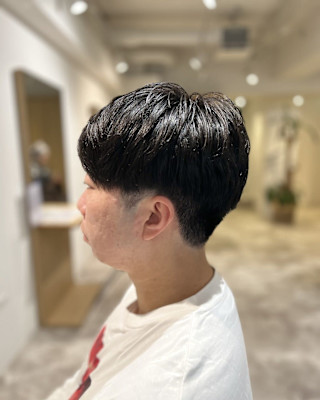 20代30代40代シンメトリーバズカットラウンドマッシュ