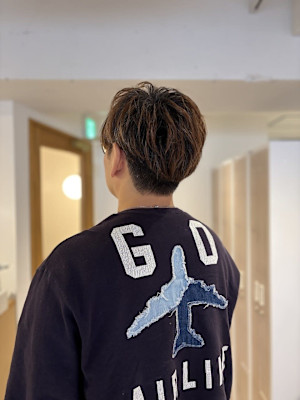 20代30代40代似合わせカット刈り上げセンターパートサーフ