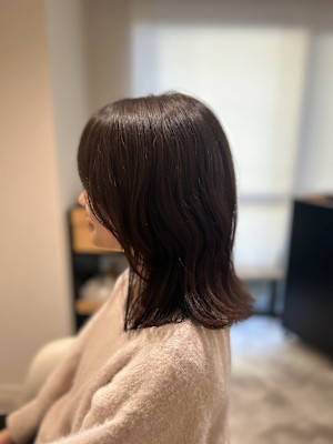 レイヤーカットボブグレージュタッセルボブセミロングパーマ