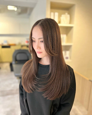 レイヤーカットミルクティーベージュグレージュ天使の羽バング