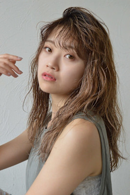 大人可愛い20代30代40代前髪パーマグレーベージュレイヤー