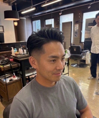 サイドパートローフェードミドルフェード無造作ヘアナードヘア