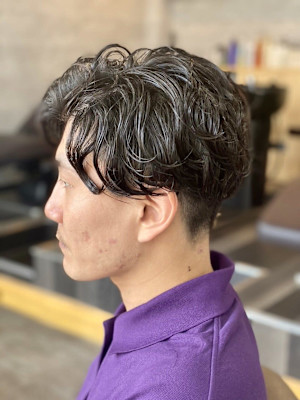 MEN'SHAIR束感ショートアッシュブラック波巻きマッシュ
