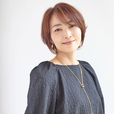 上品シルエットの大人ショート
