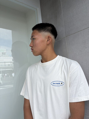 男らしさ際立つスキンフェード