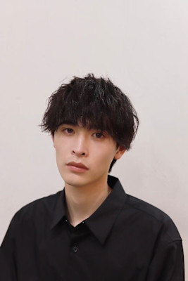 MEN’S HAIR カルマパーマダークアッシュ